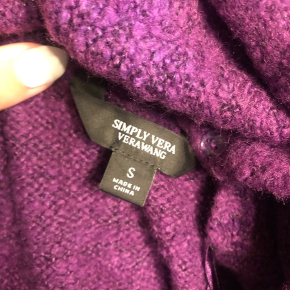 *Like New* Vera Wang Purple Oversized Sweater - Picture 5 of 5